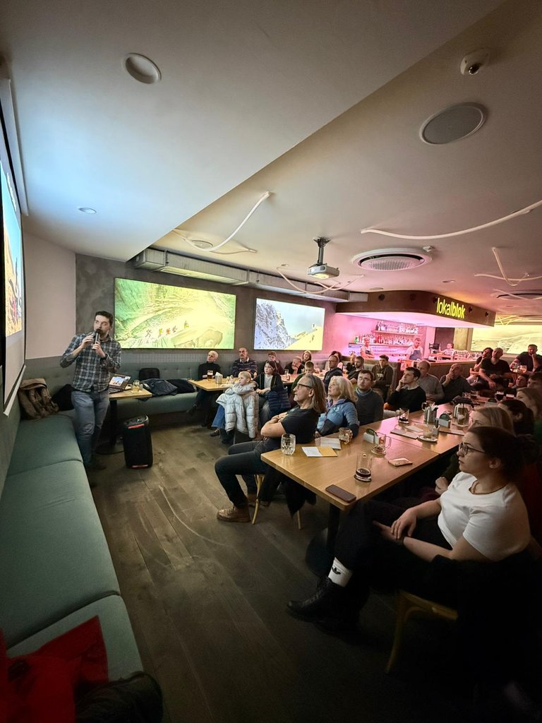 Přednáška v Lokal Bloku